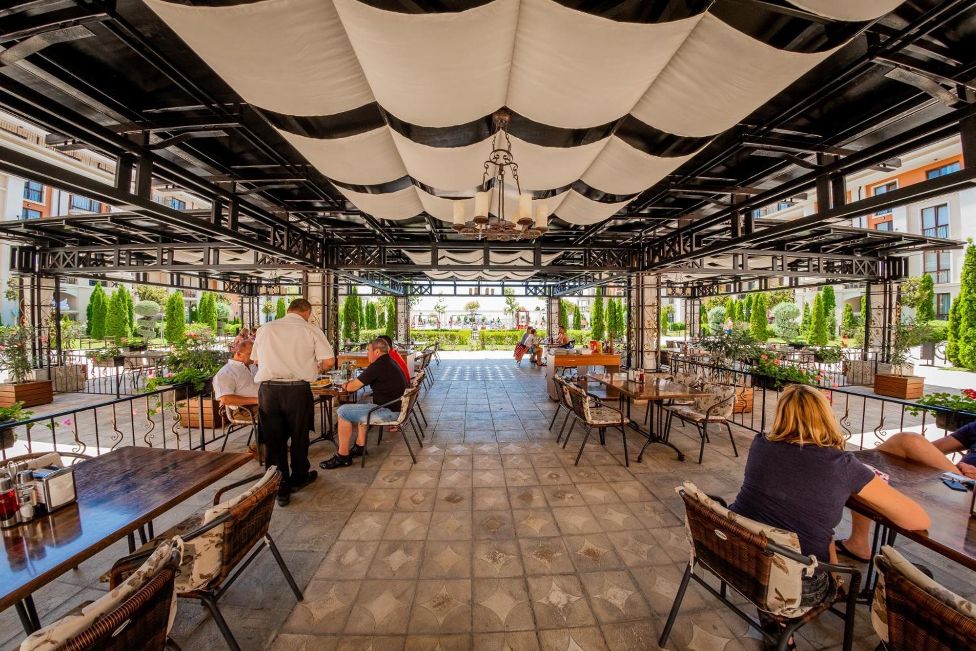 Prestige Fort Beach - Full Board Święty Włas Zewnętrze zdjęcie