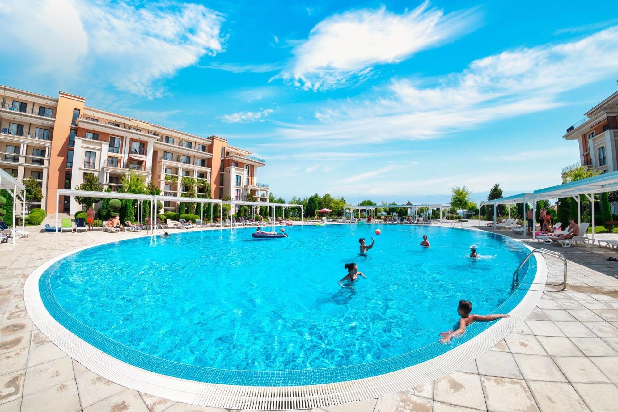 Prestige Fort Beach - Full Board Święty Włas Zewnętrze zdjęcie
